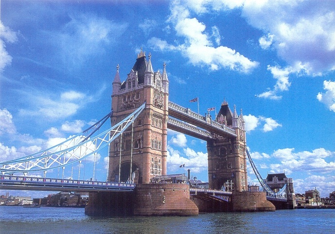 Tower Bridge []